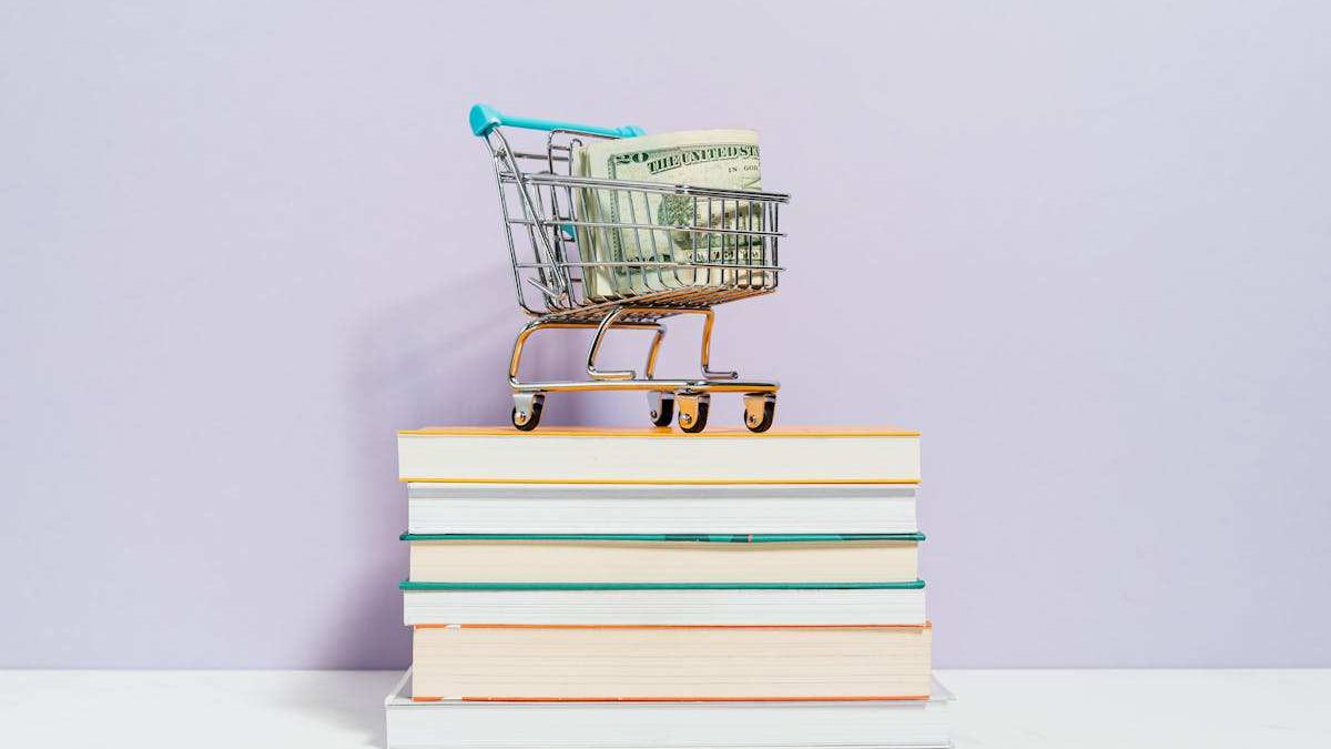 Creating a Personalized Investment Education Path: What to Consider